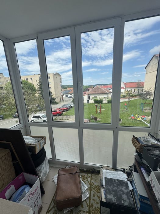 Apartament spatios Fagaras Ultra Central cu loc de parcare