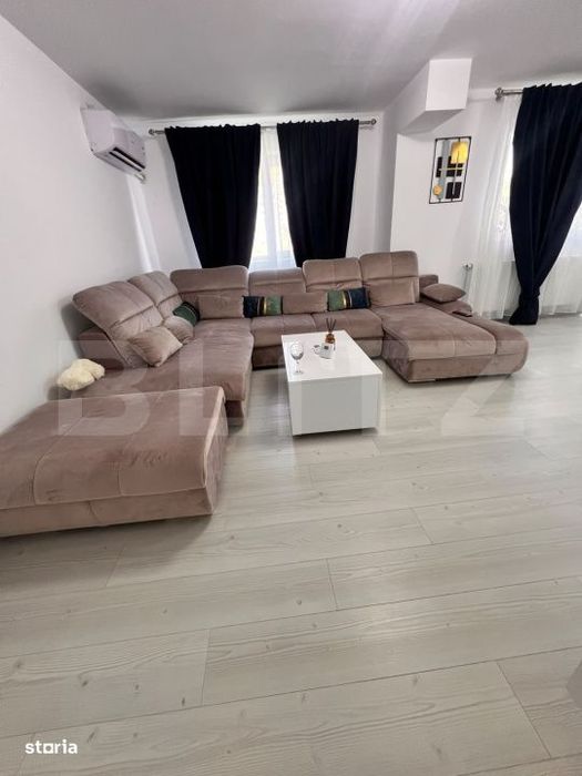 Apartament 3 camere de vanzare, 94 mp, zona Centrala — fotografia 1