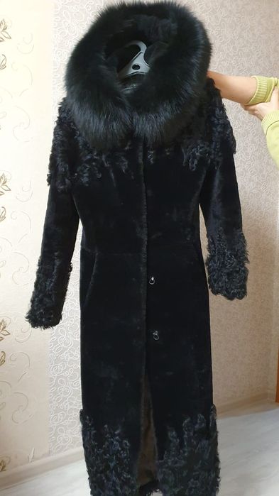 Женская шуба (размер 46)