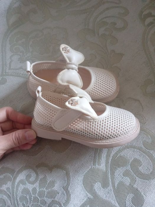 Обувь для девочки