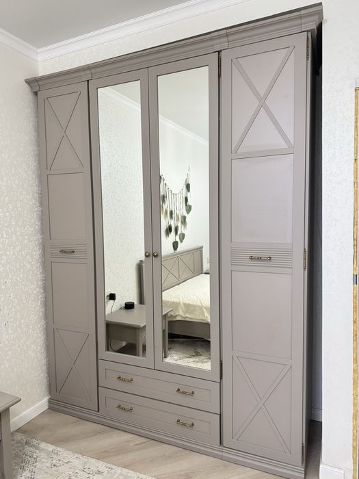 Спальный гарнитур