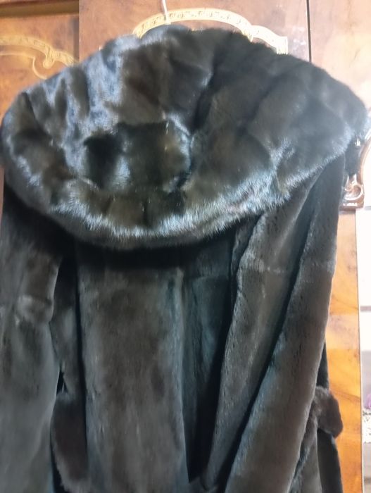 Шуба (бобер) продам