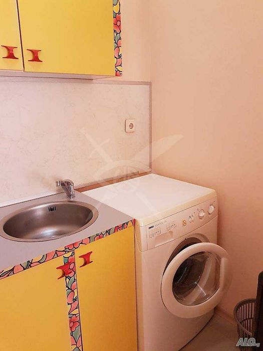 Дава се под наем Едностаен апартамент в Пловдив, Център - 30 кв.м за 298.86 € - Снимка #3