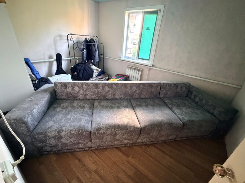 Продам диван в хорошем состоянии