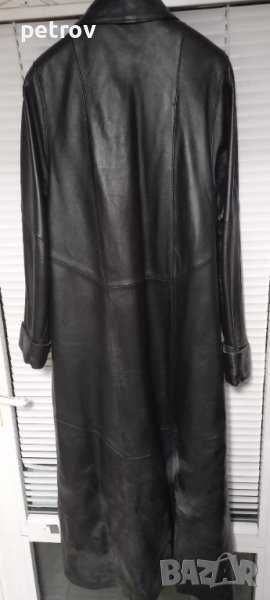 Кожено дълго дамско манто