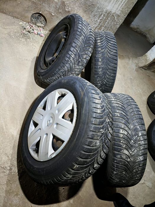 Cauciucuri iarnă 195 /65/15