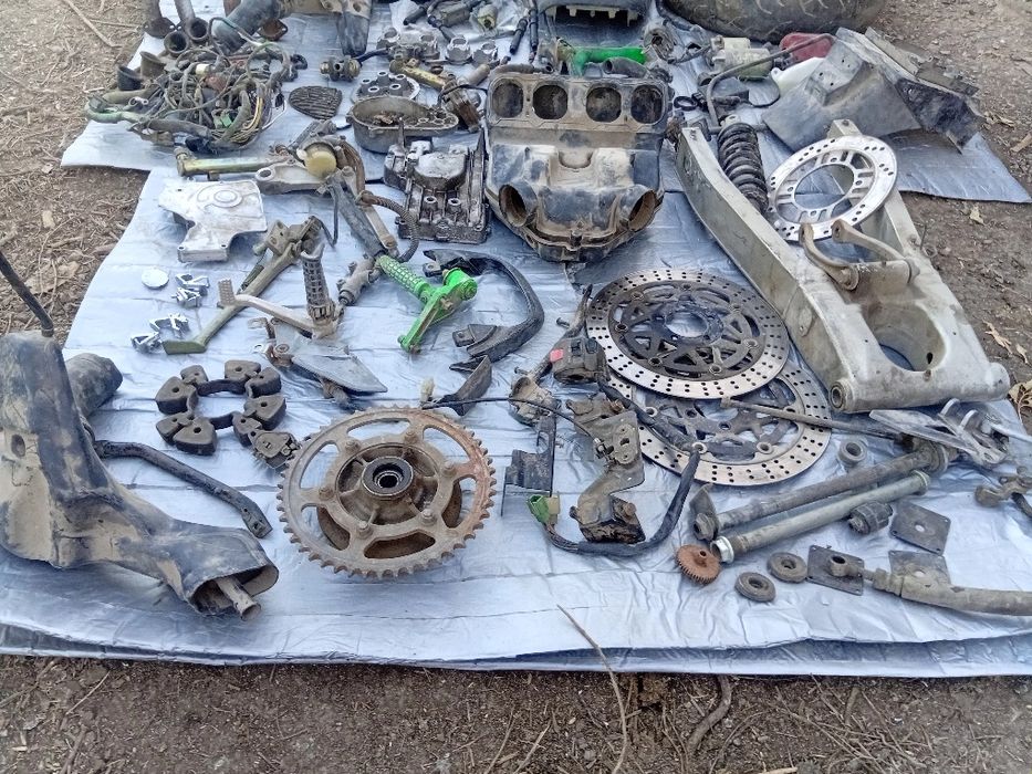 Запчасти kawasaki zzr