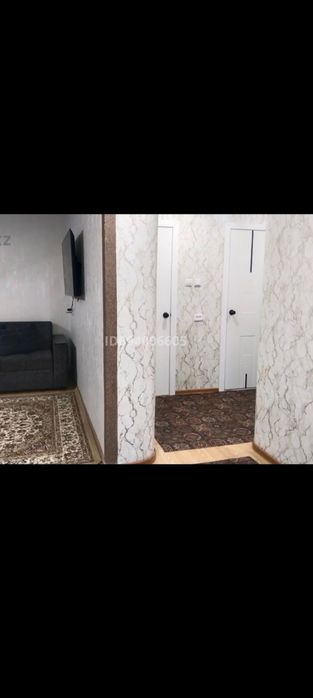 Дулатова 135  этаж 2