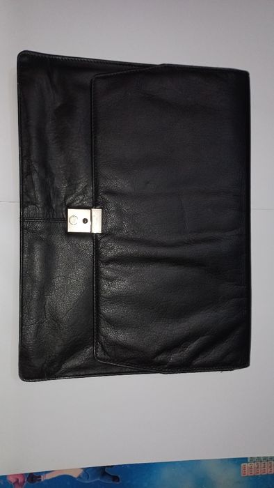 Mapa/plic din piele.