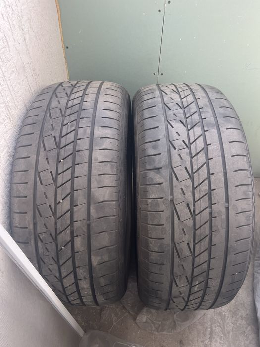 255/45/20 летние пара Goodyear