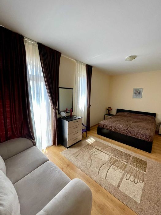 Продава се Тристаен апартамент в Обзор - 110 кв.м за 964 €/кв.м - Снимка #17