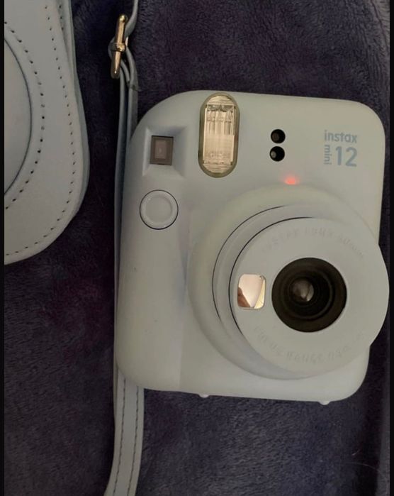 instax 12 mini, фотоопарат