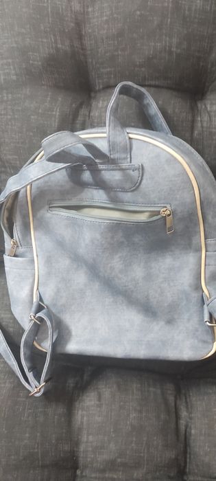 Дамска кожена раница