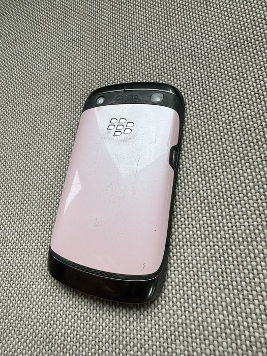 BlackBerry Curve 9360 Apollo Pink