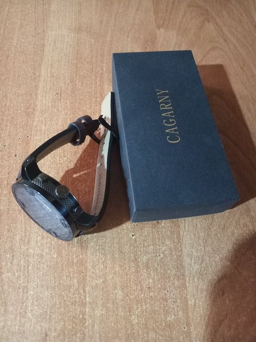 Часы мужские кварцевые