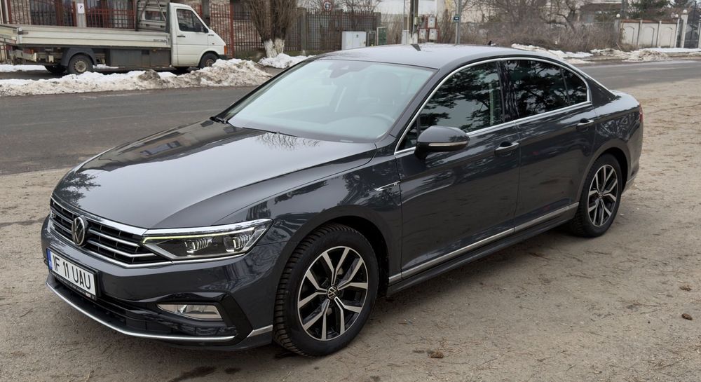 Volkswagen Passat VolksWagen Passat Highline - 4Motion - 200 cai putere - R-Line - 4x4