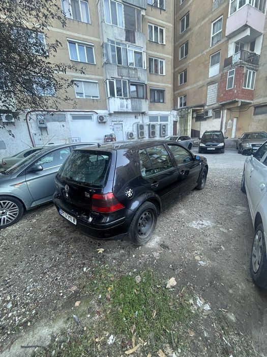 VOLKSWAGEN Golf 2000 — imagine 3