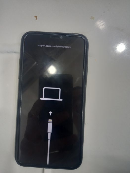 Айфон 11 не рабочи