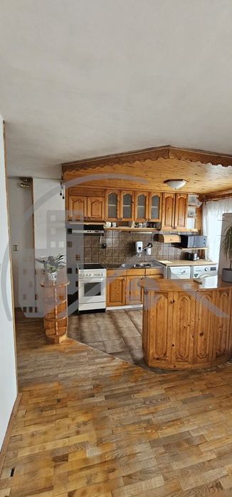 4-стаен във Варна-Цветен квартал - снимка 1