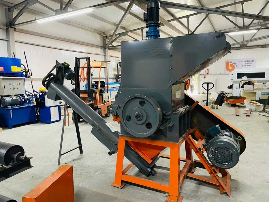 Дробилка #600 со шнеком и двигателем