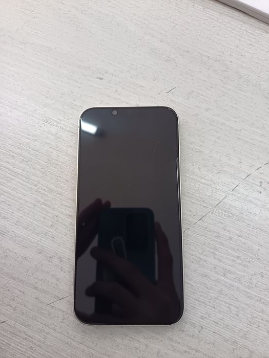 Продам Айфон 13 128гб