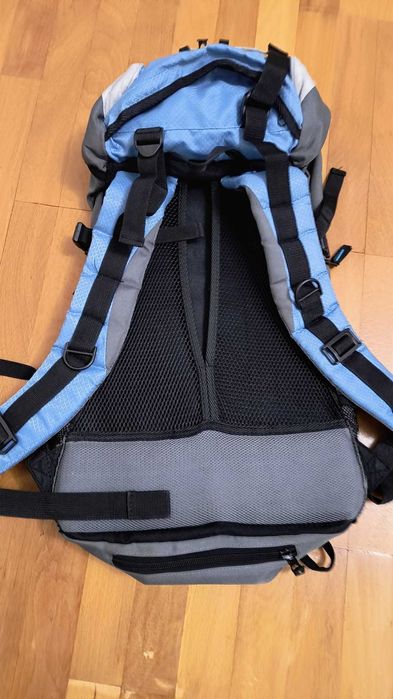 Vant rucsac Eastpak plus alte 2 mai mici