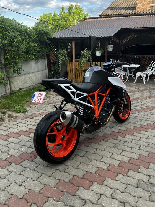 Ktm super duke 1290 r 2017