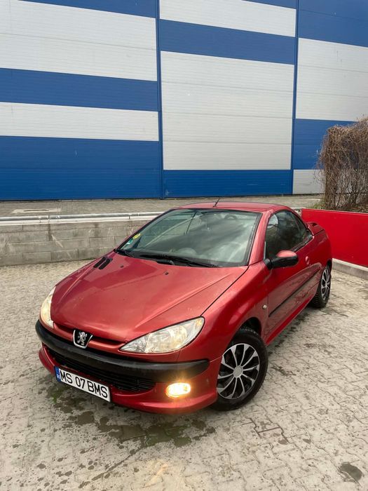 Vând peugeot 206 cc schimb cu alte masini mai dau diferența