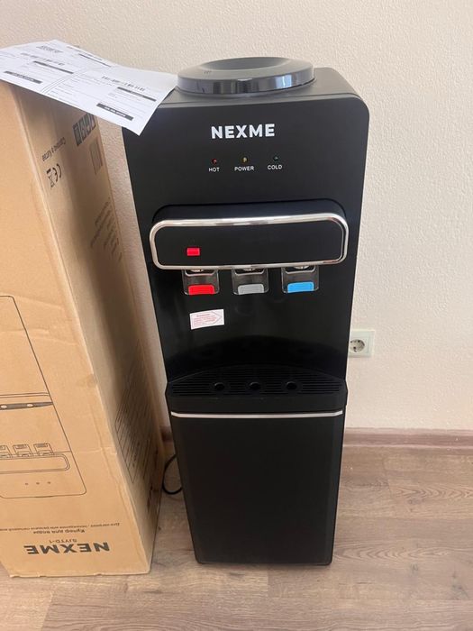 Кулер для воды Nexme