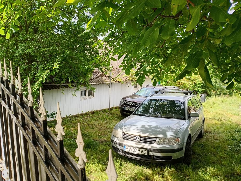 Casă bătrânească de vanzare