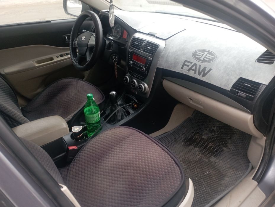 Продам машину 2013 год