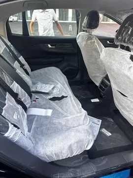 Hongqi eqm5 naxtga va nasiya 450km