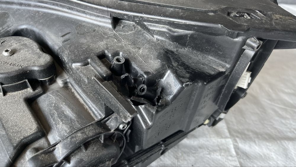 2 броя десен фар Seat Leon Cupra