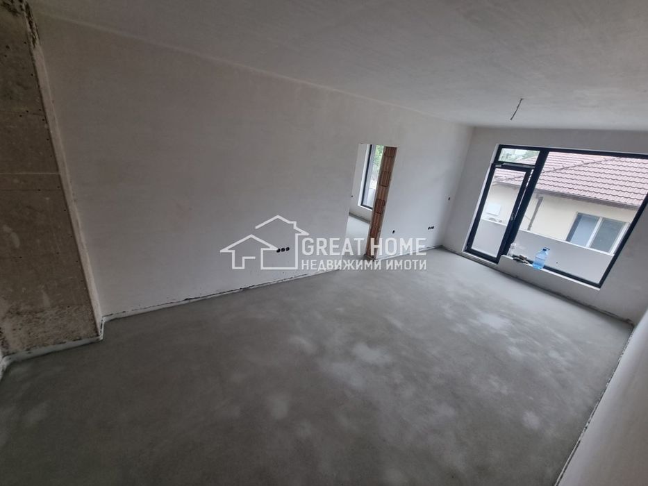 Продава се Двустаен апартамент в Търговище, Изток 1 - 64 кв.м за 1076 €/кв.м - Снимка #2