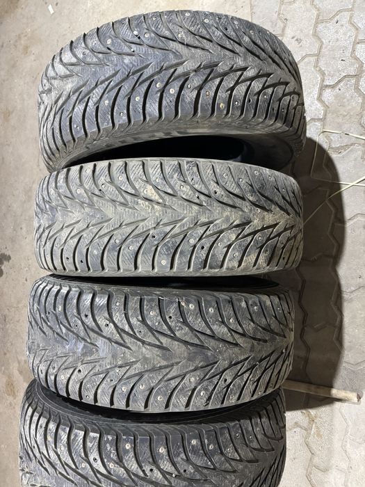 Зимний покрышка