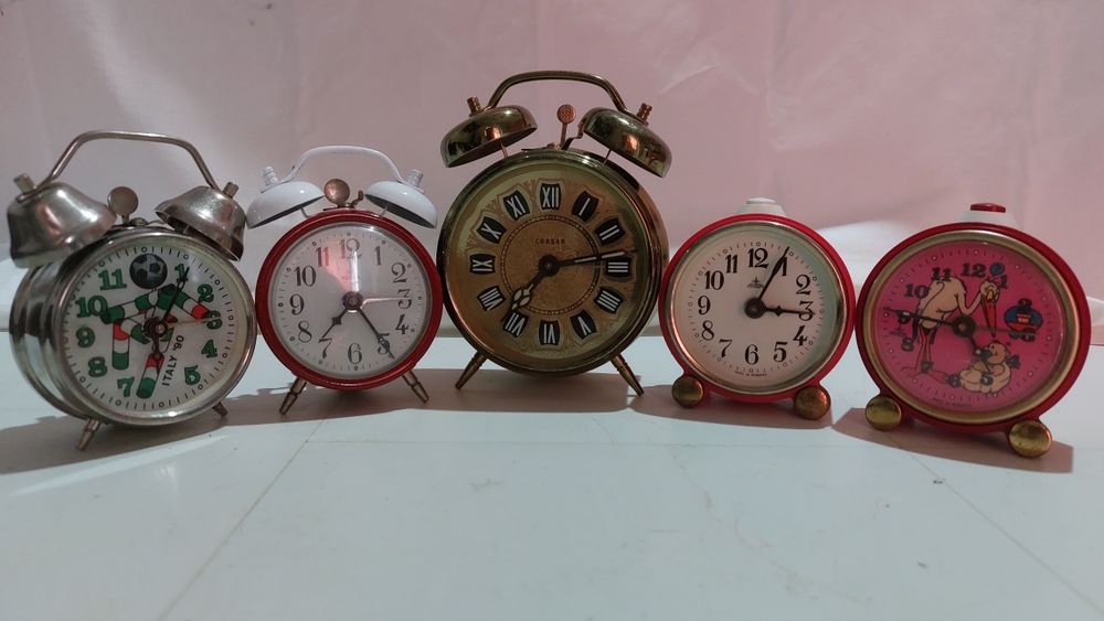 Ceas de masă Aradora Arad