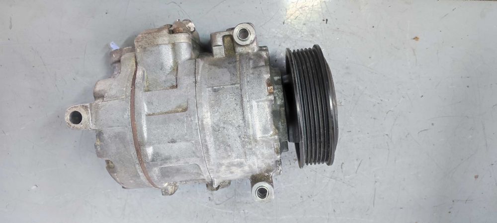 Compresor clima volkswagen vw  golf 5 hatchback 1.4 BLG cod 1K0820859C