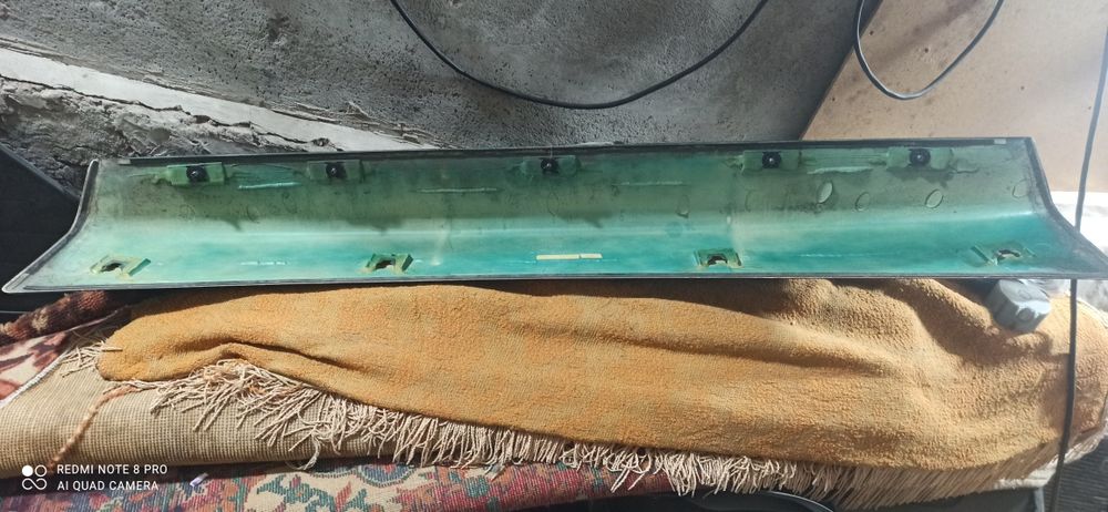 Продам спойлер оригинальный на Галант Е5-Е7