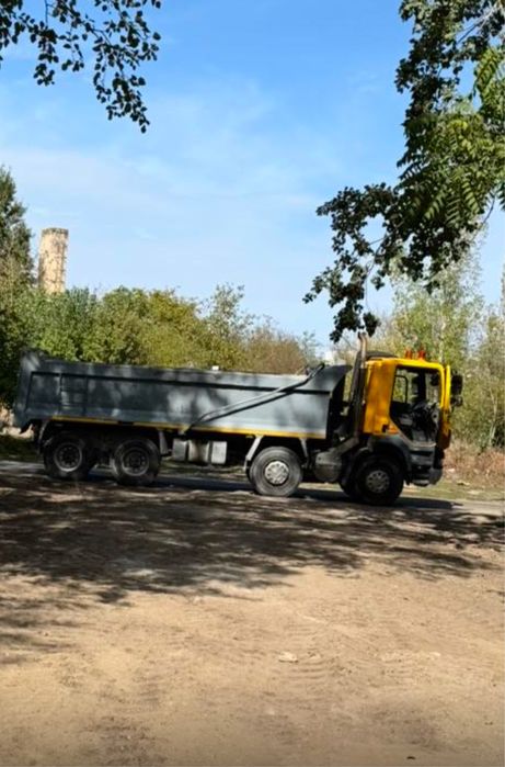 Inchiriere camion basculabil 8x4 -18m3 Nisip, Pietris,Pamant