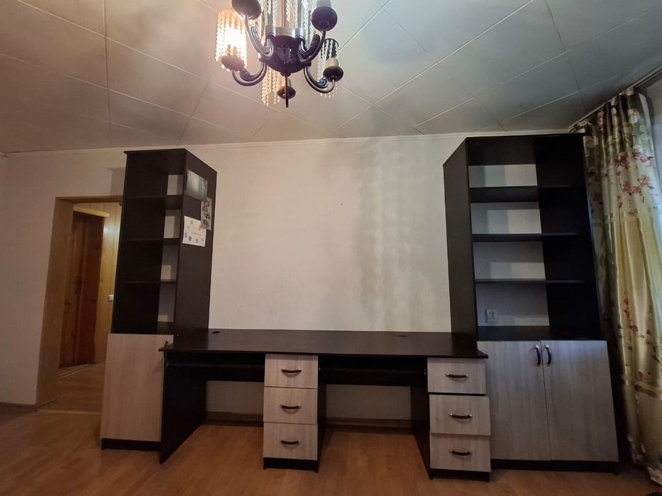 Продам стенку  в хорошем состоянии