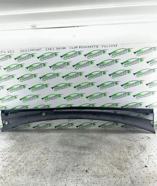 Grila stergatoare 2S61A02228AD 2S61A02228AD Ford Fiesta 2002