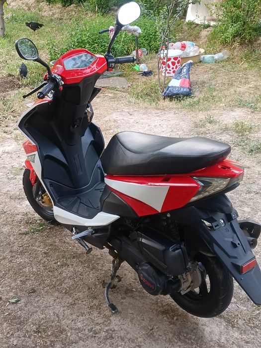 skuter r2 italia