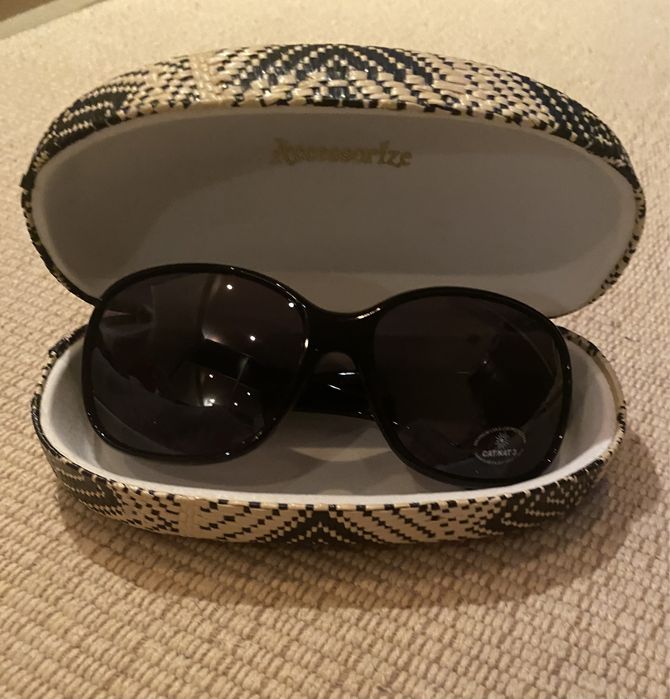 Costum de baie + ochelari de soare Accessorize