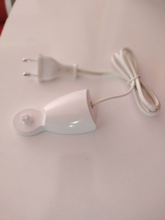 Зарядно за електрическа четка Braun Oral-B, 1,2 W
