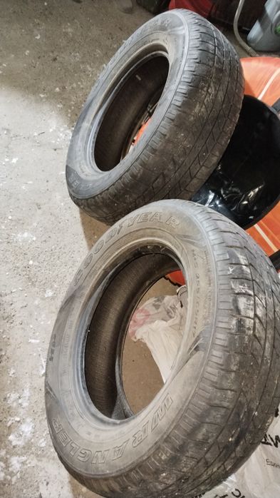 Продам шины бу летние гудиер