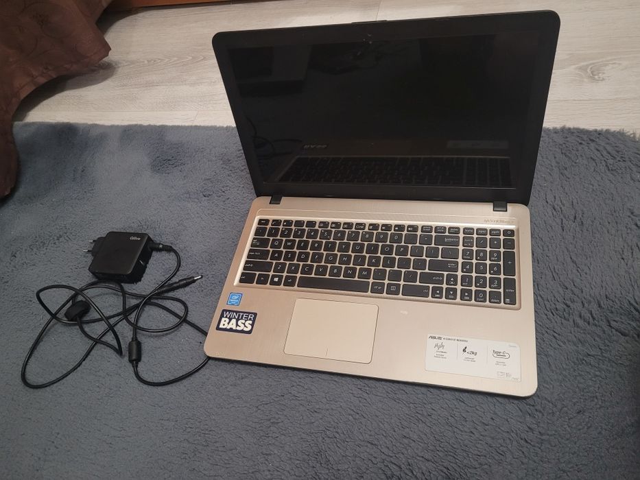 Laptop ASUS X540SA 15.6” | SSD 222GB | 4GB RAM | Windows 10 Pro