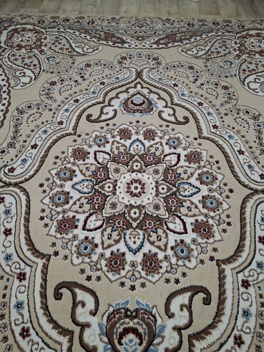 Продам ковёр размер 3×4