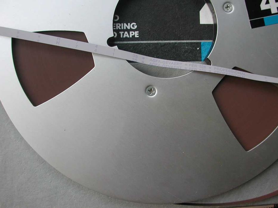 Магнетофонни ролки 26,5 см Maxell  и др.