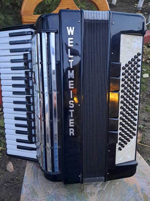 Acordeon Weltmeister Consona,96 basi.