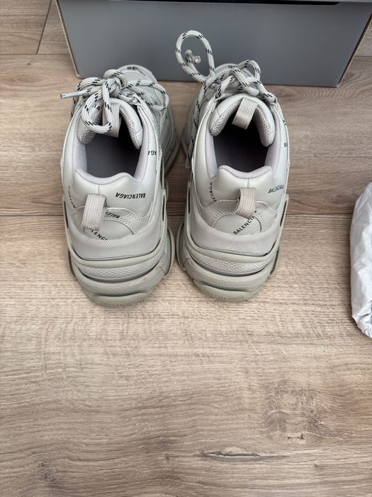 Маратонки Balenciaga Triple S